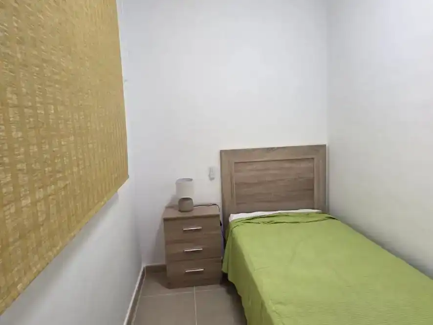 Schlafzimmer von Wohnung zur Miete in La Antilla mit Balkon