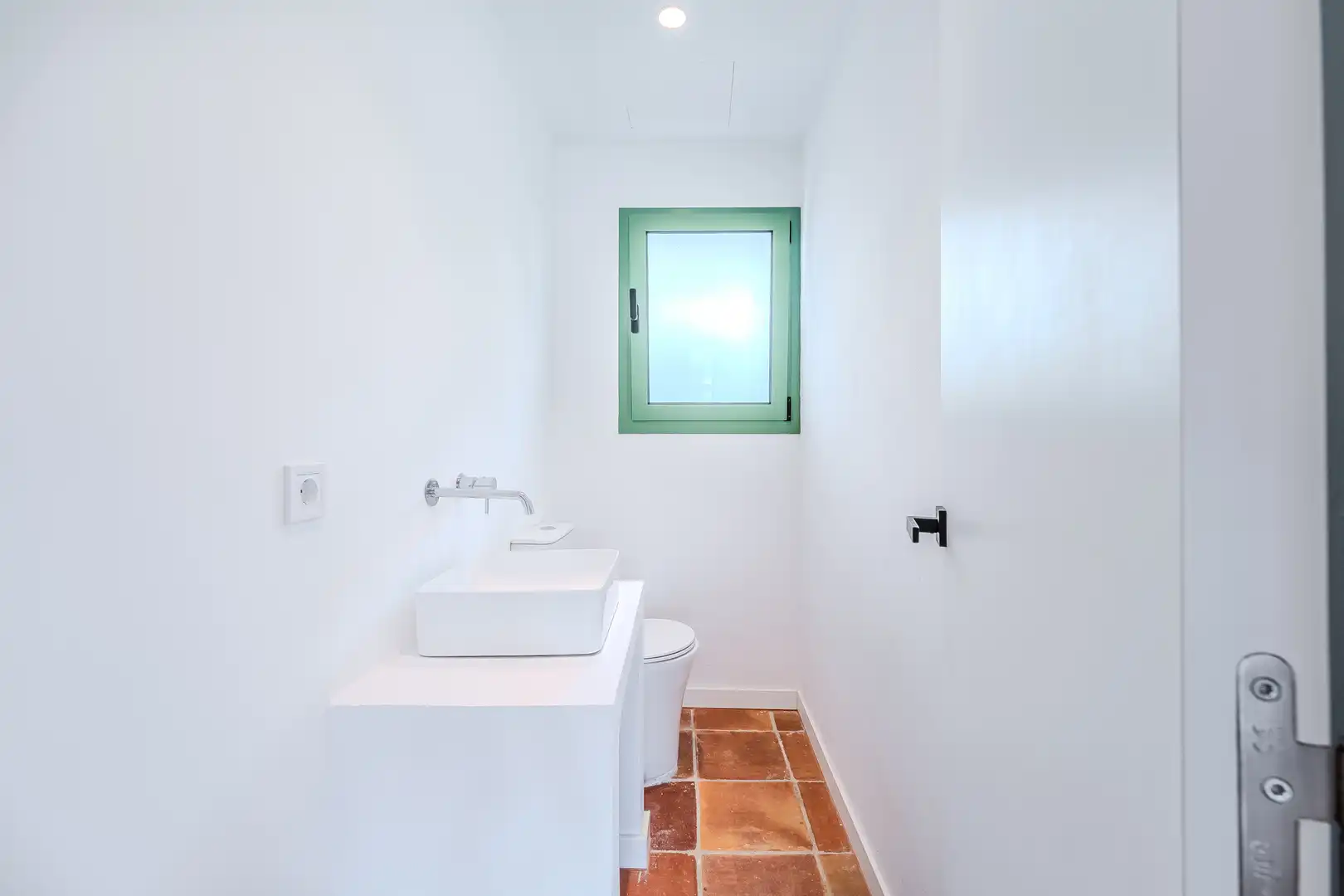 Bathroom of Houses for sale in L'Ametlla de Mar   with Air Conditioner, Heating and Private garden