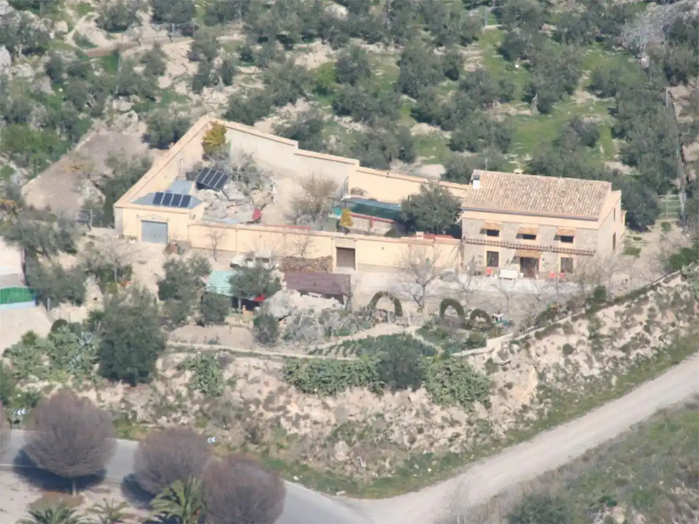 Vista exterior de Finca rústica en venda en La Guardia de Jaén amb Piscina