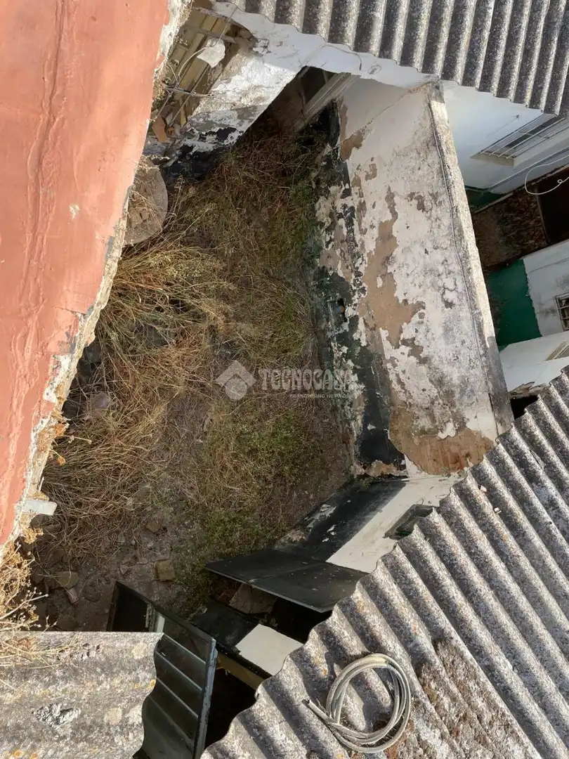 Casa adosada en venta en Santiponce