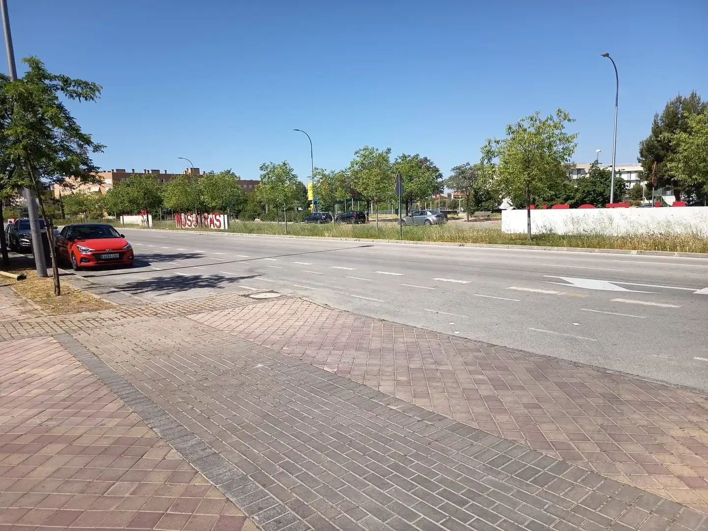 Exterior view of Garage for sale in Madrid