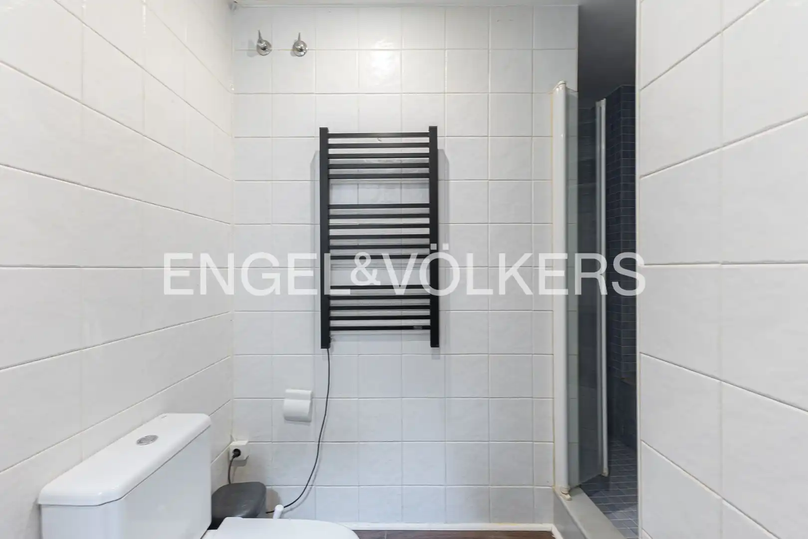 Baño de Piso en venta en Barcelona con Aire acondicionado, Calefacción y Balcón