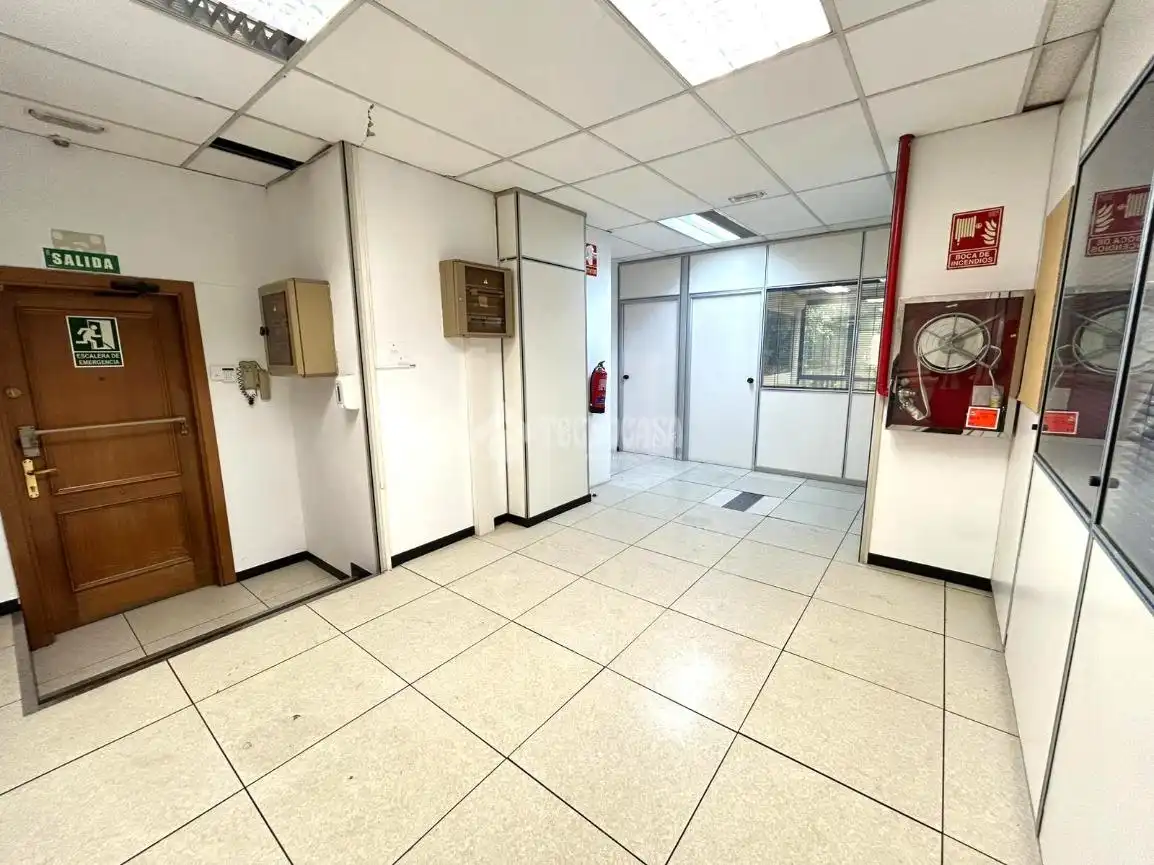 Local comercial en venda a San Blas, imagen 6