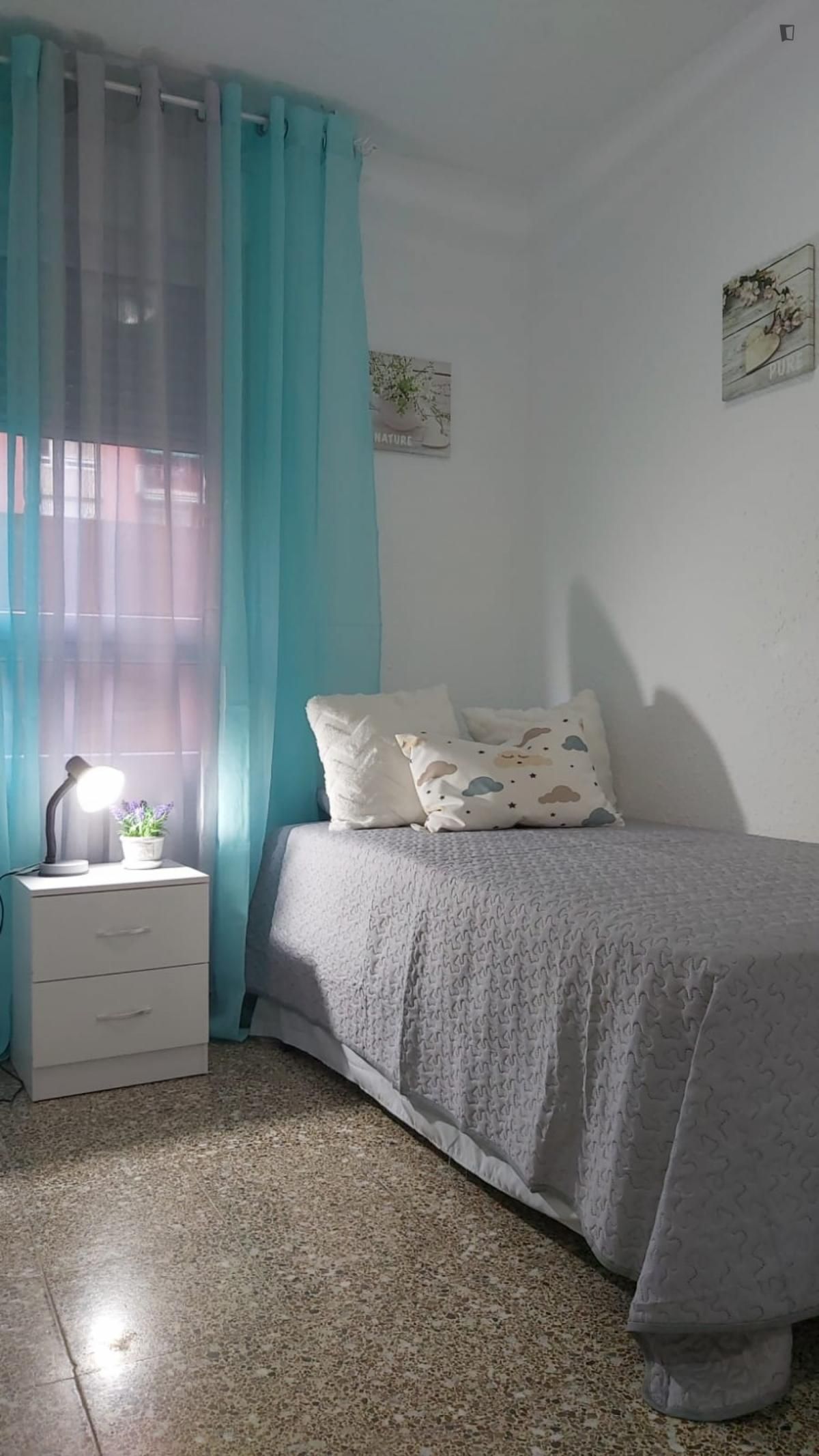 Apartment to share in La Sagrera