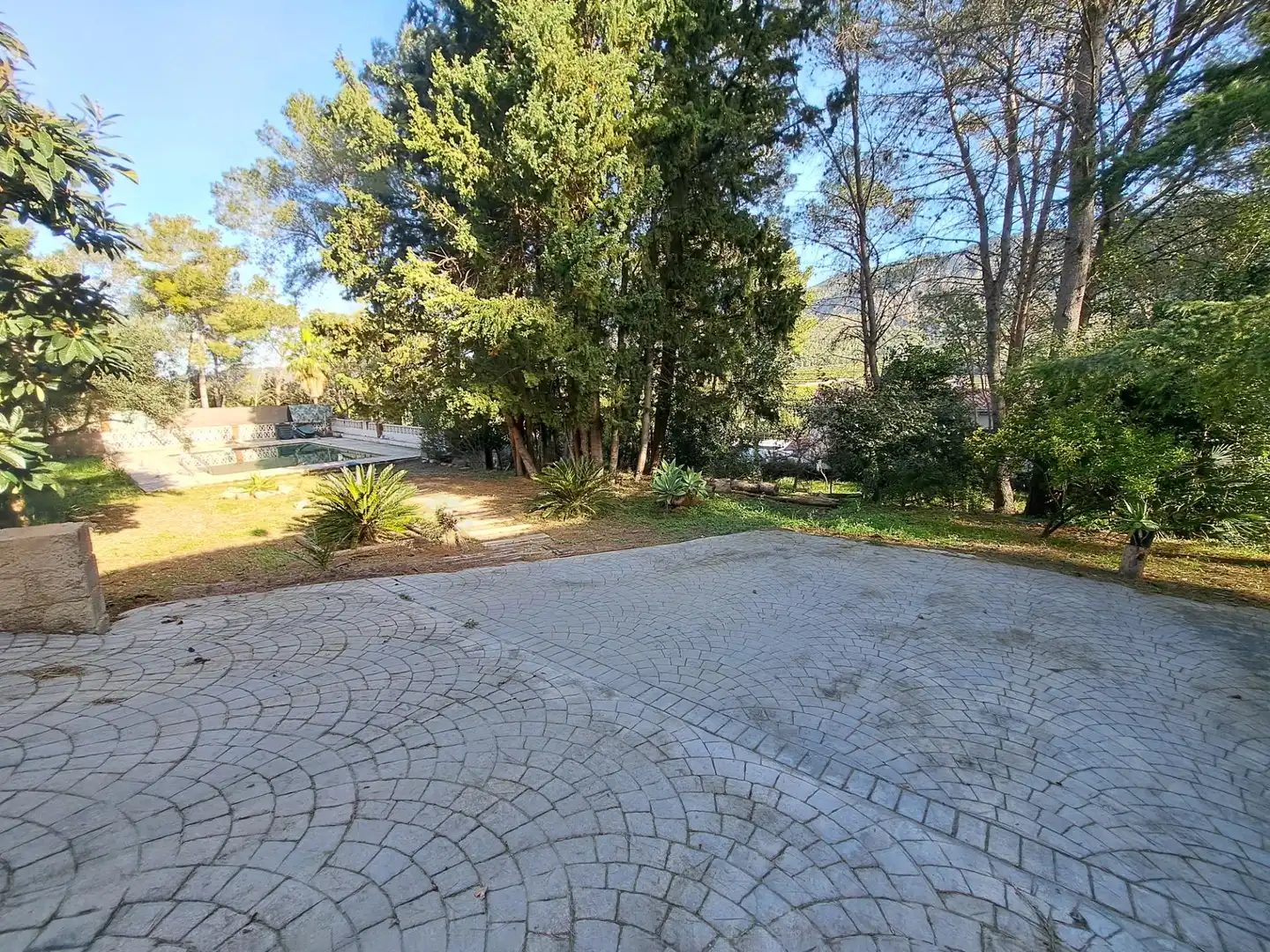 Außenansicht von Haus oder Chalet zum Verkauf in Alzira mit Klimaanlage, Privatgarten und Terrasse