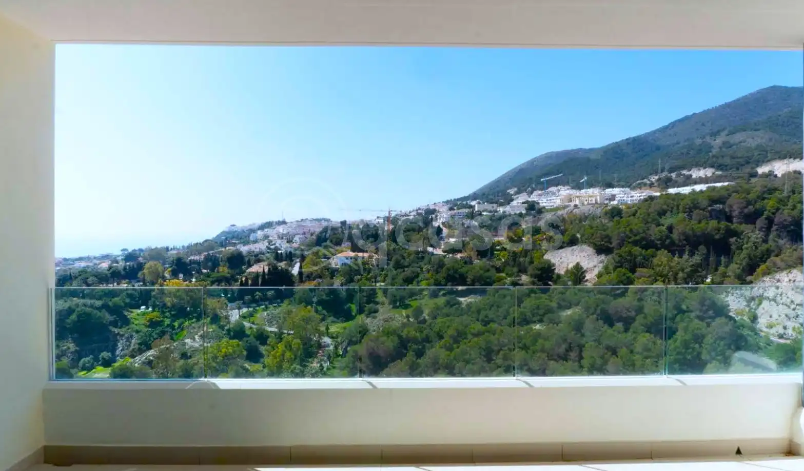 Vista exterior de Apartamento en venta en Benalmádena con Terraza, Horno y Lavadora