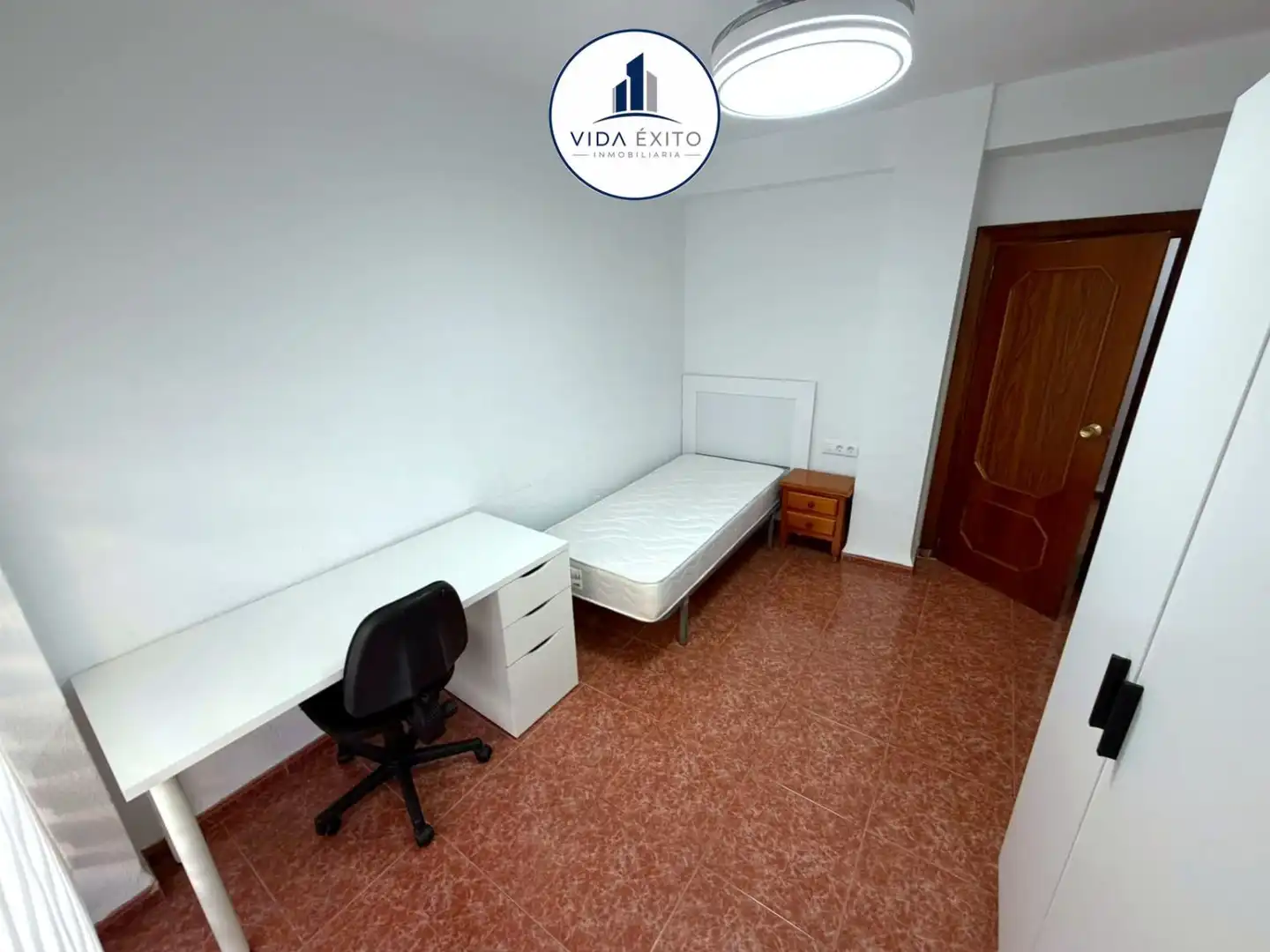 Flat with lift to rent in Avda de Madrid - Pº de la Estación, imagen 5