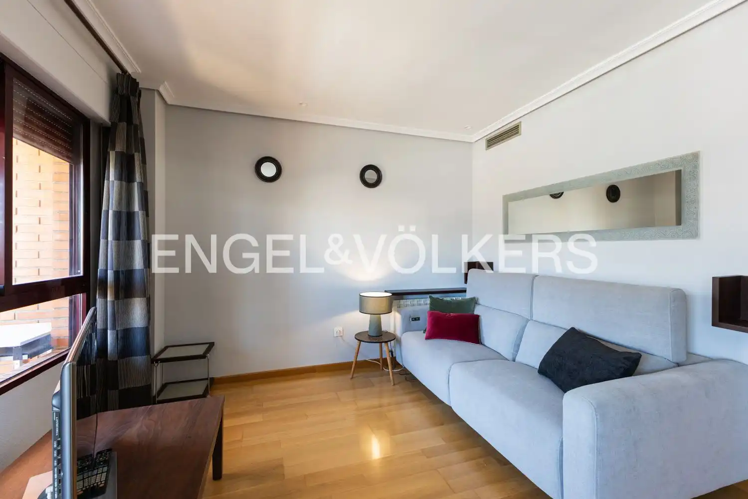 Living room of Flat for rent in Castellón de la Plana / Castelló de la Plana  with Air Conditioner, Heating and Parquet flooring