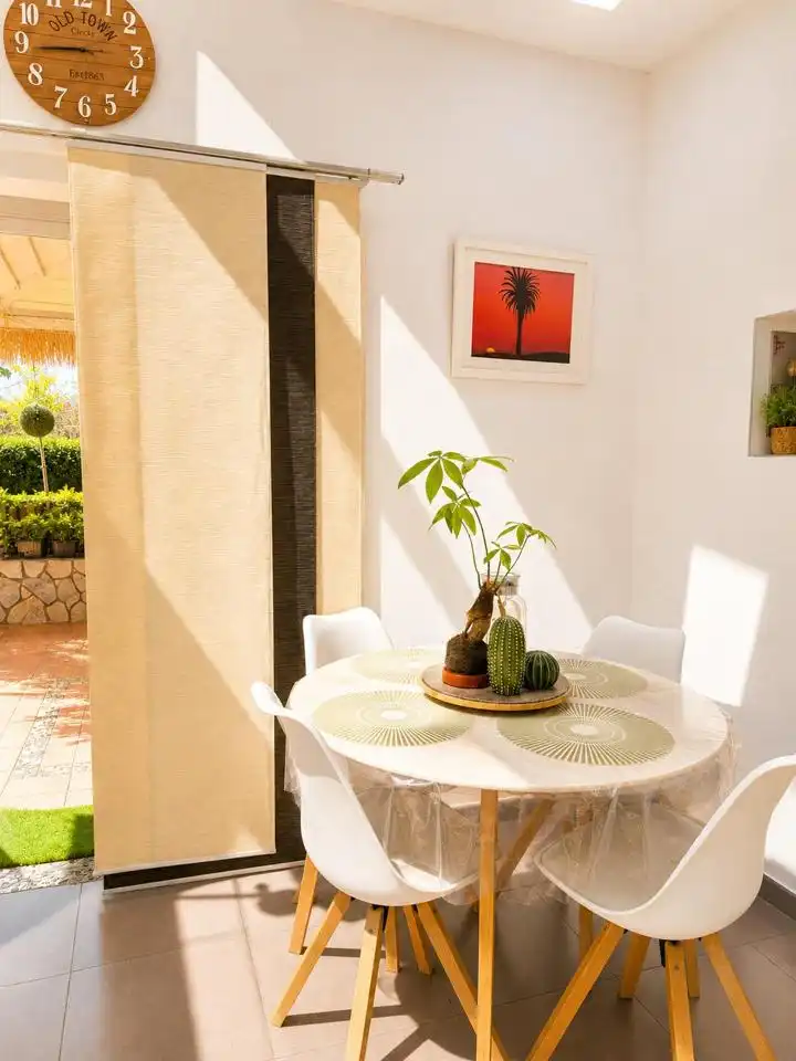 Comedor de Casa o chalet de alquiler en San Bartolomé de Tirajana con Aire acondicionado, Terraza y Piscina