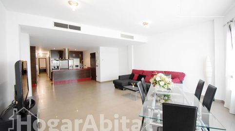 Foto 3 de Piso en venta en Avenida Ausiàs March, L'Alqueria de la Comtessa, Valencia