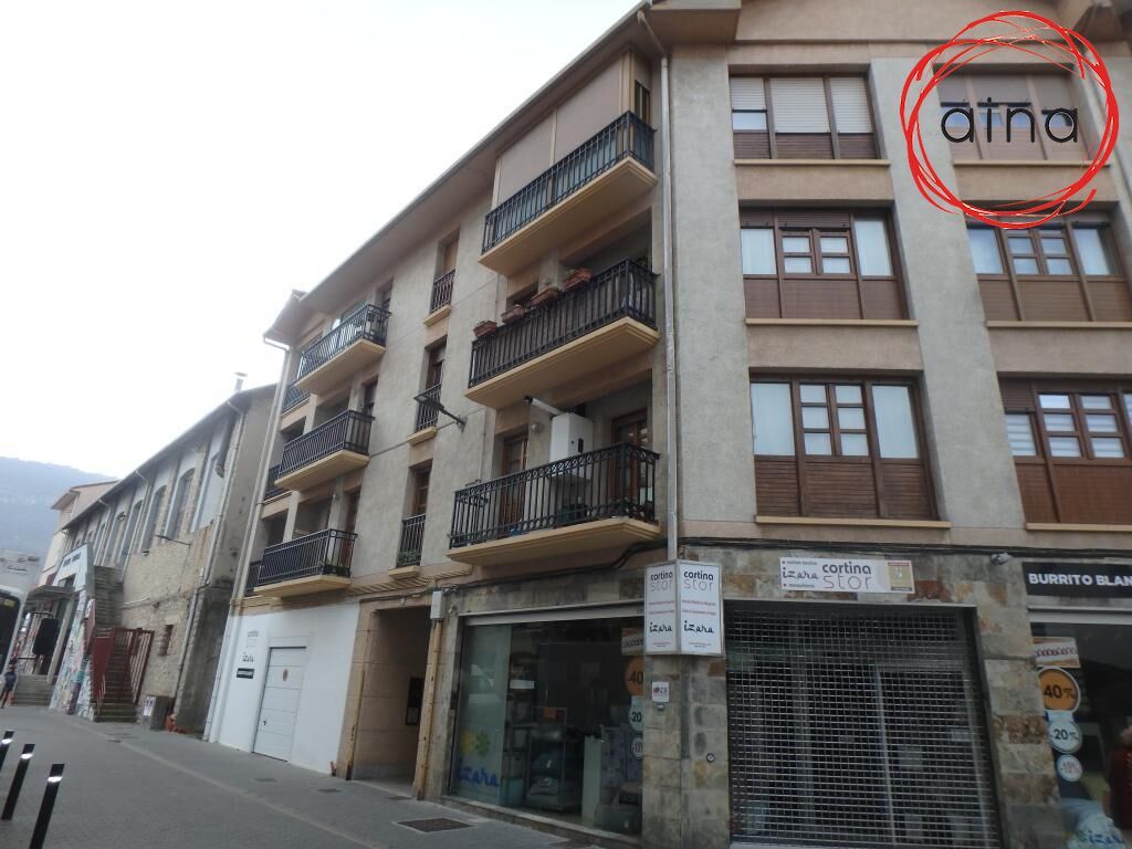 Außenansicht von Wohnung zum verkauf in Altsasu / Alsasua mit Heizung, Terrasse und Balkon