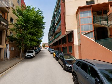 Appartement à vendre à CL SOLSONA  Es: Pl: Pt:
 BADALONA (BARCELONA)