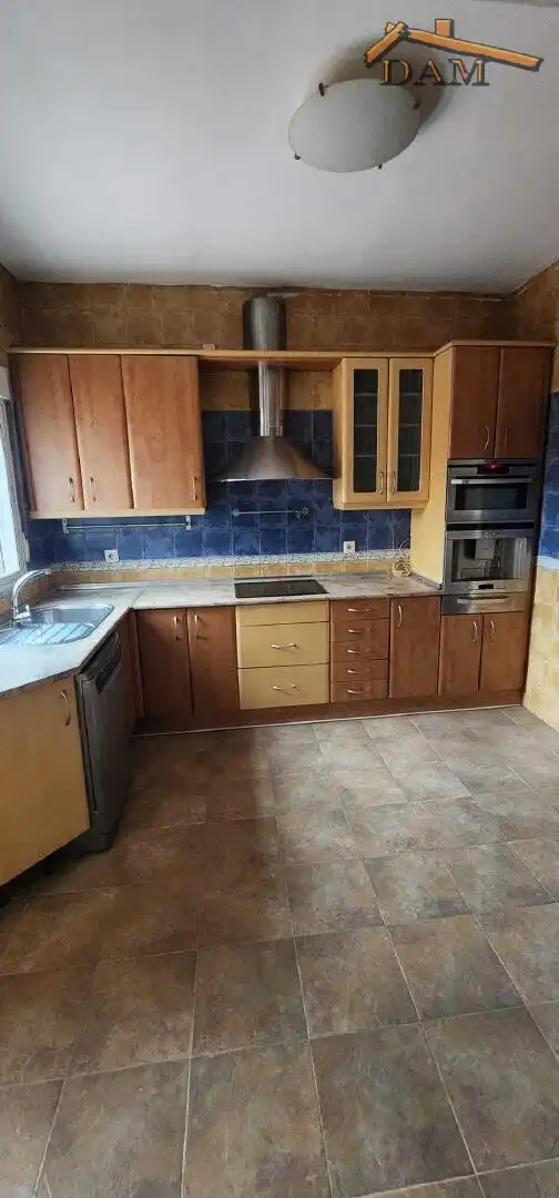 Cocina de Casa adosada de alquiler en Layos