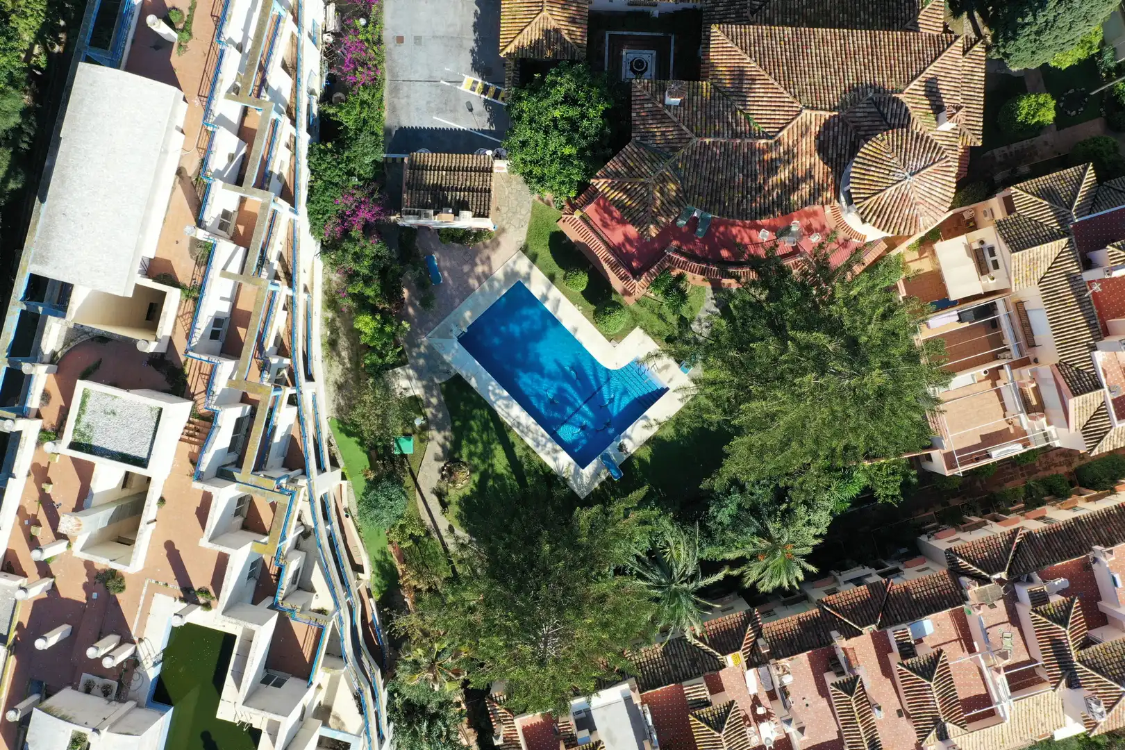 Adossat amb piscina en venda a Estepona Pueblo, imagen 47