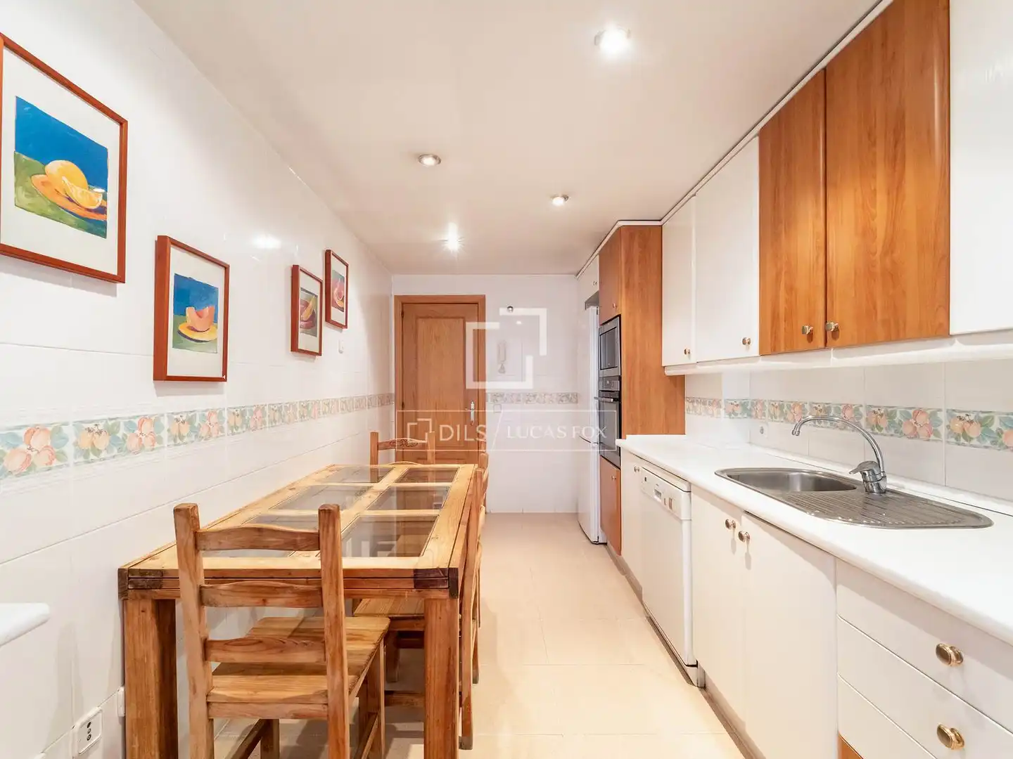 Kitchen of Attic for sale in Majadahonda  with Terrace, Storage room and Swimming Pool