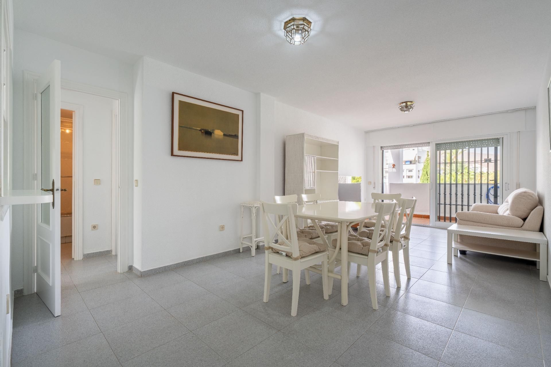 Comedor de Ático de alquiler en Roquetas de Mar con Aire acondicionado, Jardín privado y Terraza