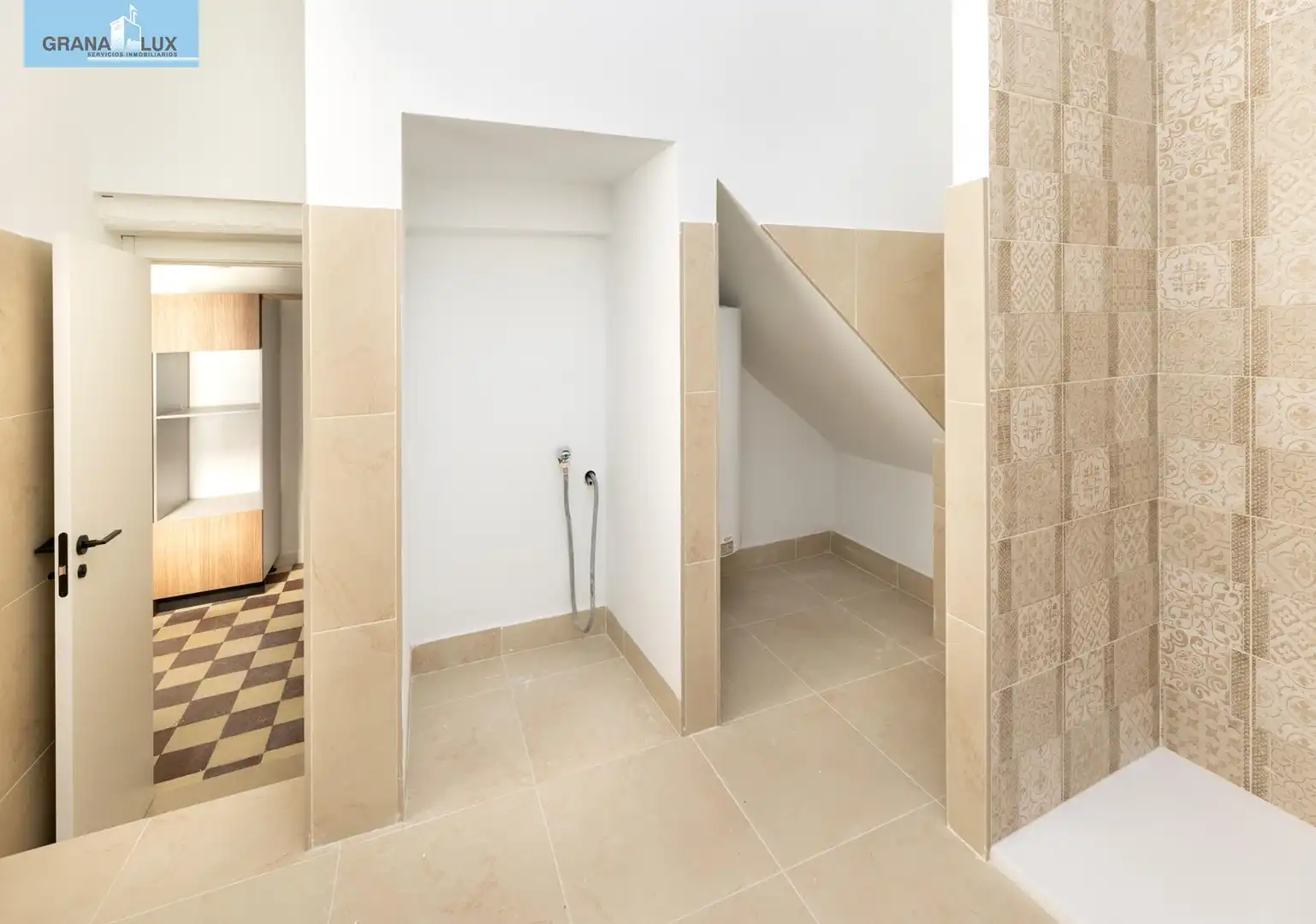 Baño de Piso en venta en Granada