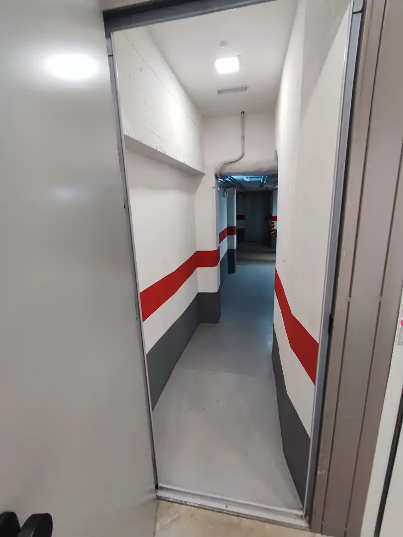Piso de alquiler en Calle Valdeserías, Centro