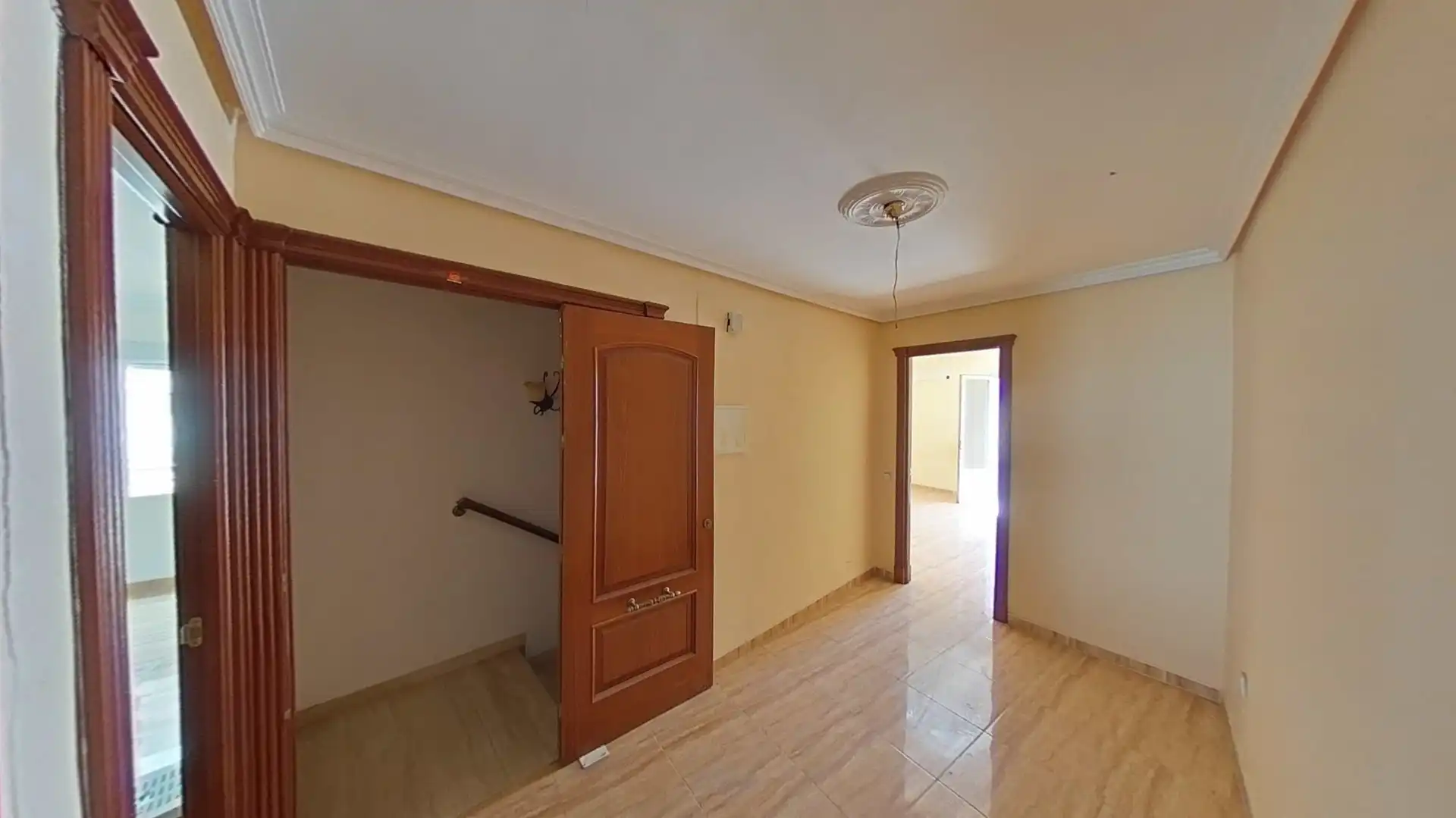 Casa adosada en venta en Marmolejo, Jaén