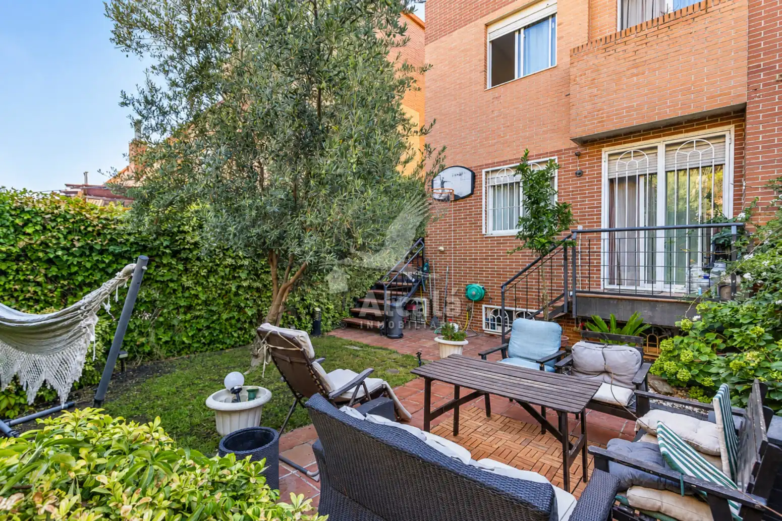 Casa con piscina en venta en La Garena