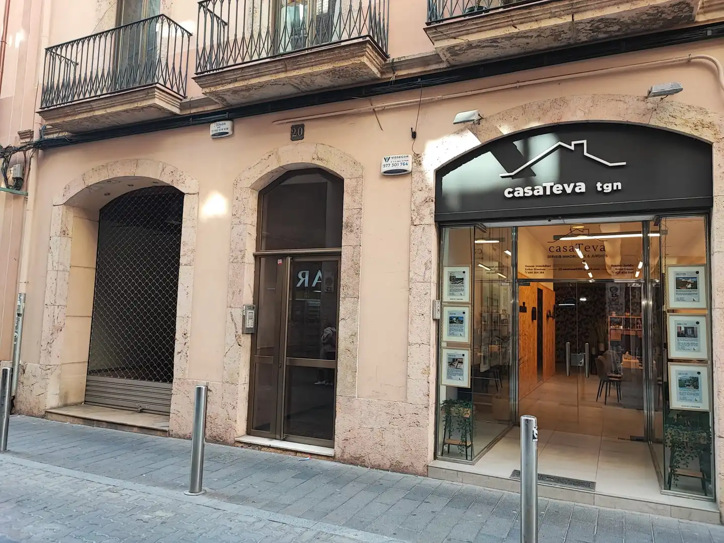 Local comercial en alquiler en Carrer del Governador González 20, imagen 2