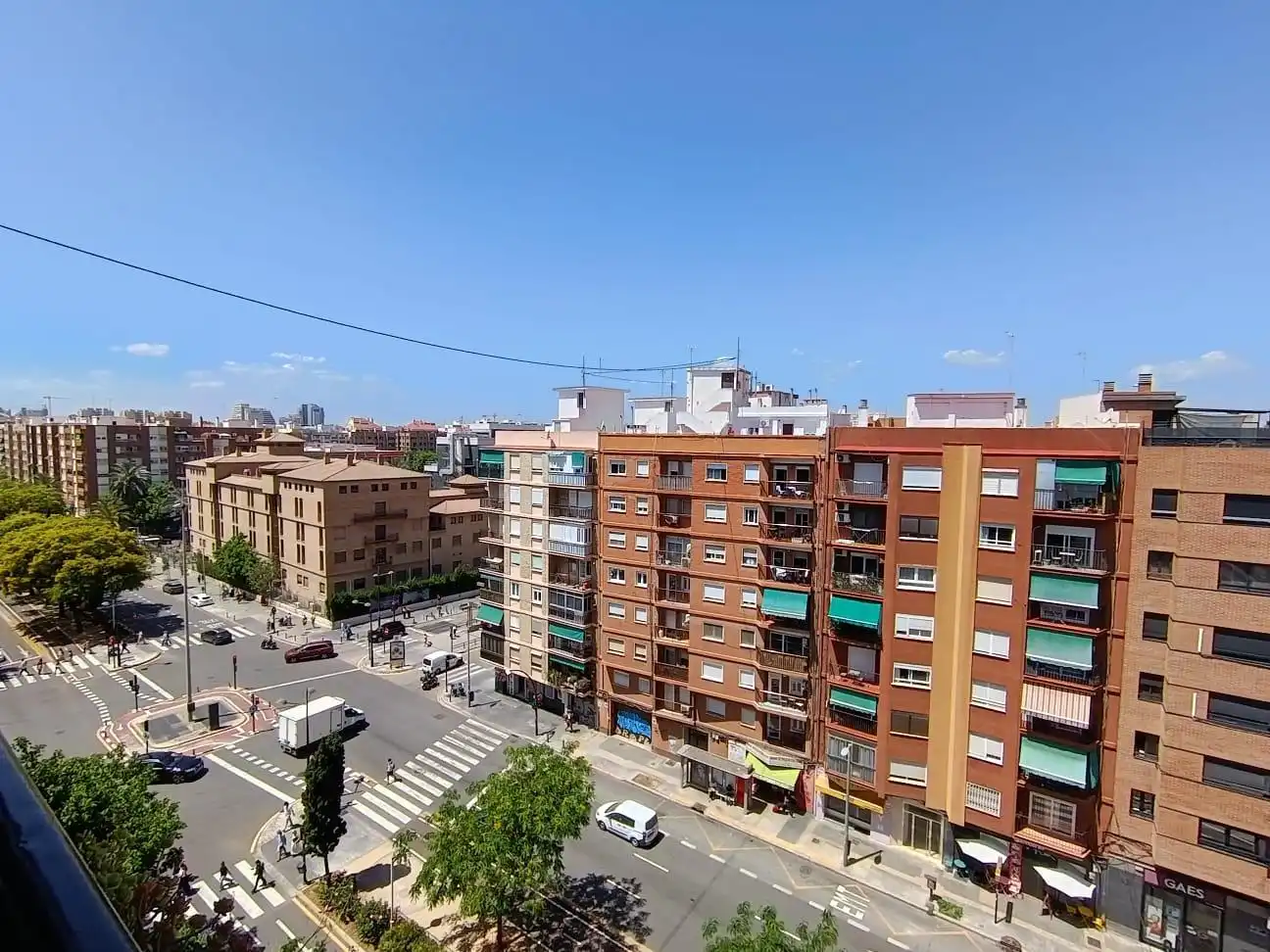 Vista exterior de Pis de lloguer en Valencia amb Aire condicionat, Calefacció i Balcó