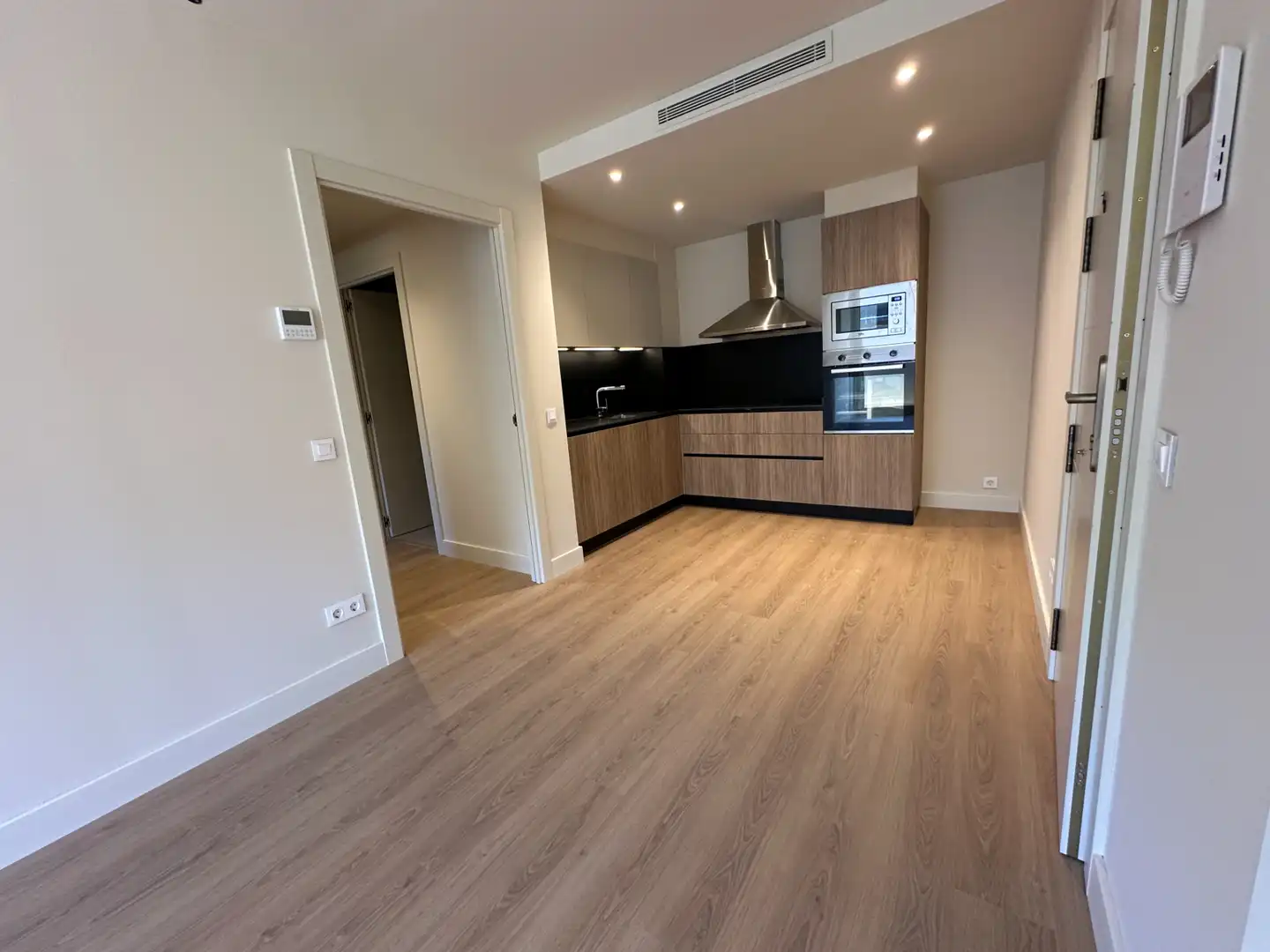 Neubau-Wohnung mit Terrasse zum Verkauf in Avinguda de Catalunya 55, imagen 7