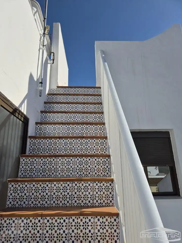 Vista exterior de Casa o chalet en venta en Lucena con Aire acondicionado, Terraza y Trastero