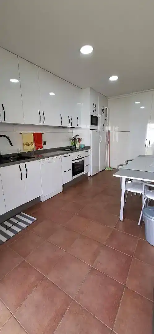 Cuina de Casa adosada de lloguer en El Rompido amb Aire condicionat, Traster i Piscina