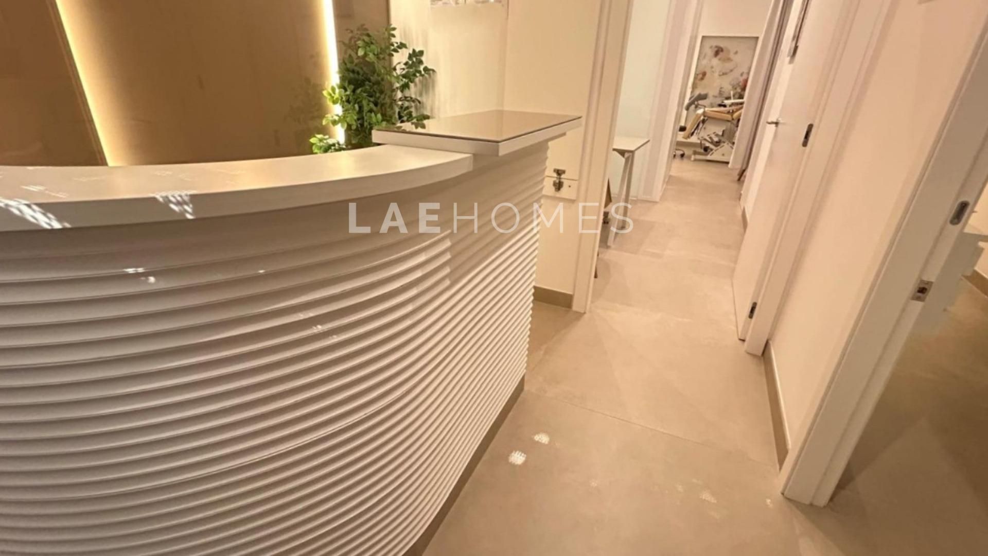 Premises to rent in  Sevilla Capital  with Air Conditioner