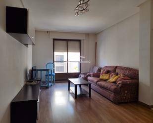 Living room of Flat to rent in Salamanca Capital  with Heating, Terrace and Furnished