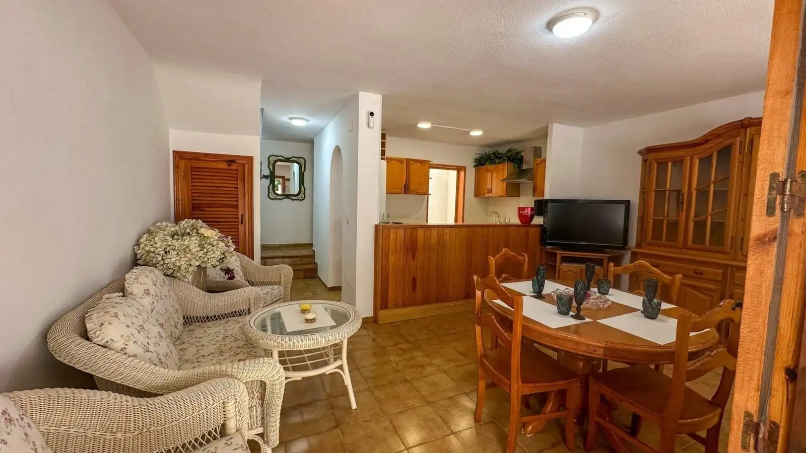 Adosado con jardín en venta en Playa Flamenca, imagen 2