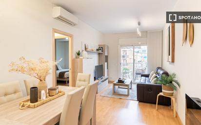 Living room of Flat to rent in  Barcelona Capital  with Air Conditioner, Heating and Furnished