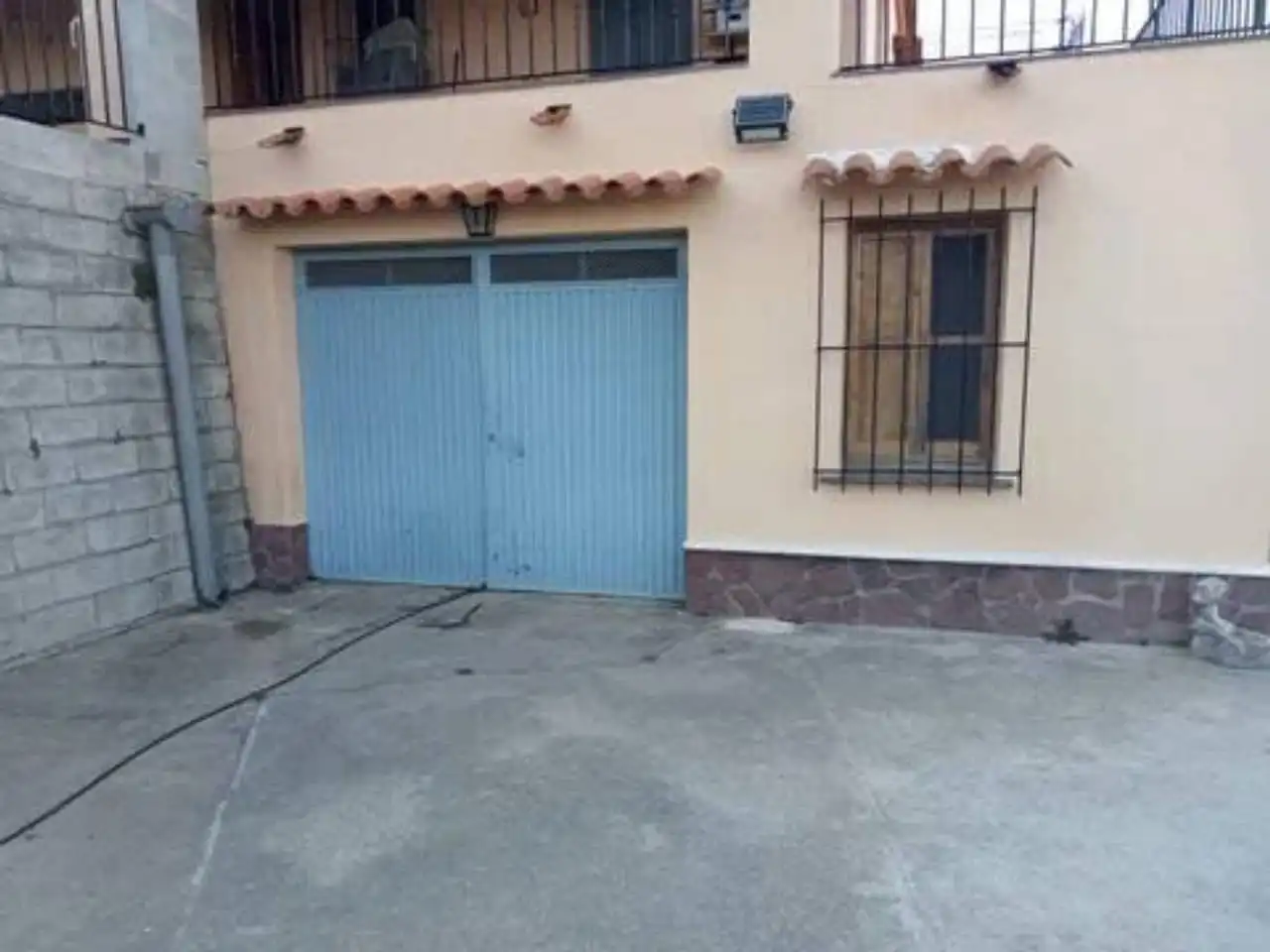 Vista exterior de Casa o xalet en venda en Villanueva de Castellón amb Aire condicionat i Terrassa