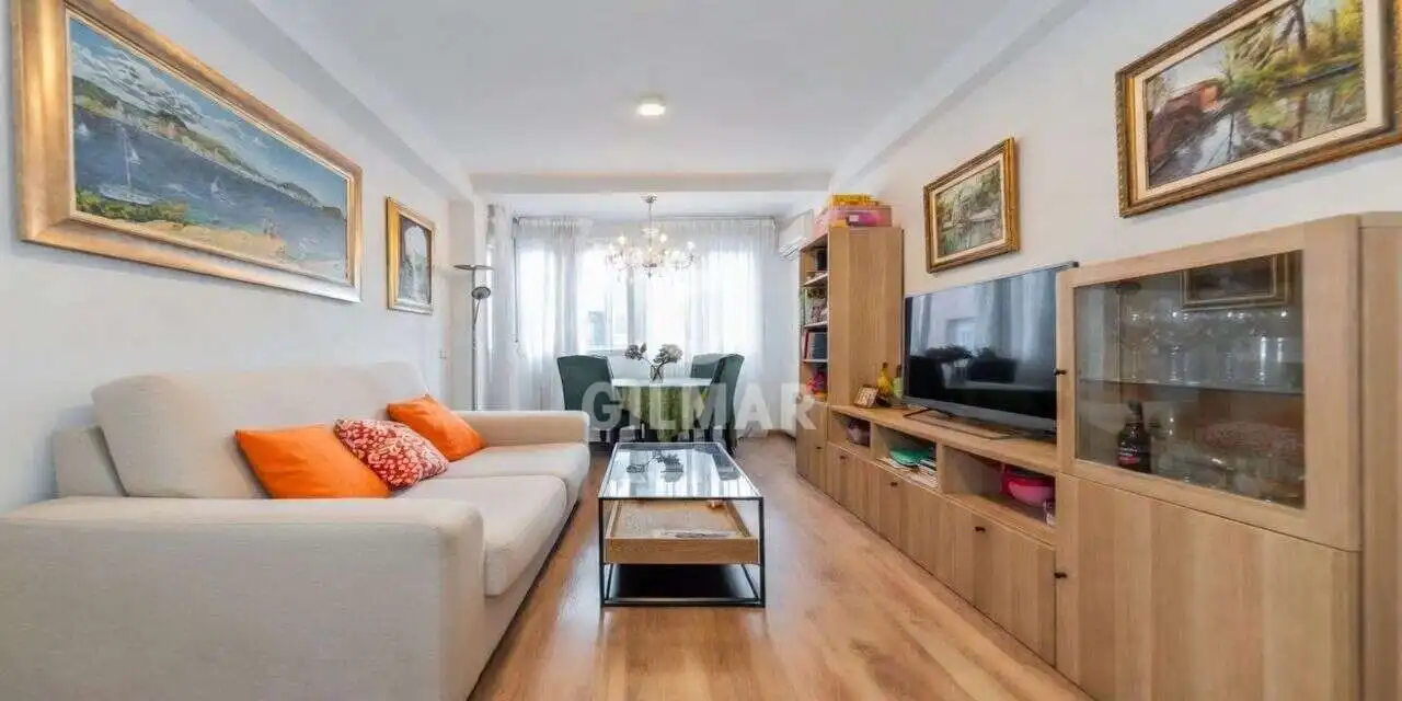 Wohnzimmer von Wohnung zum Verkauf in Madrid mit Heizung