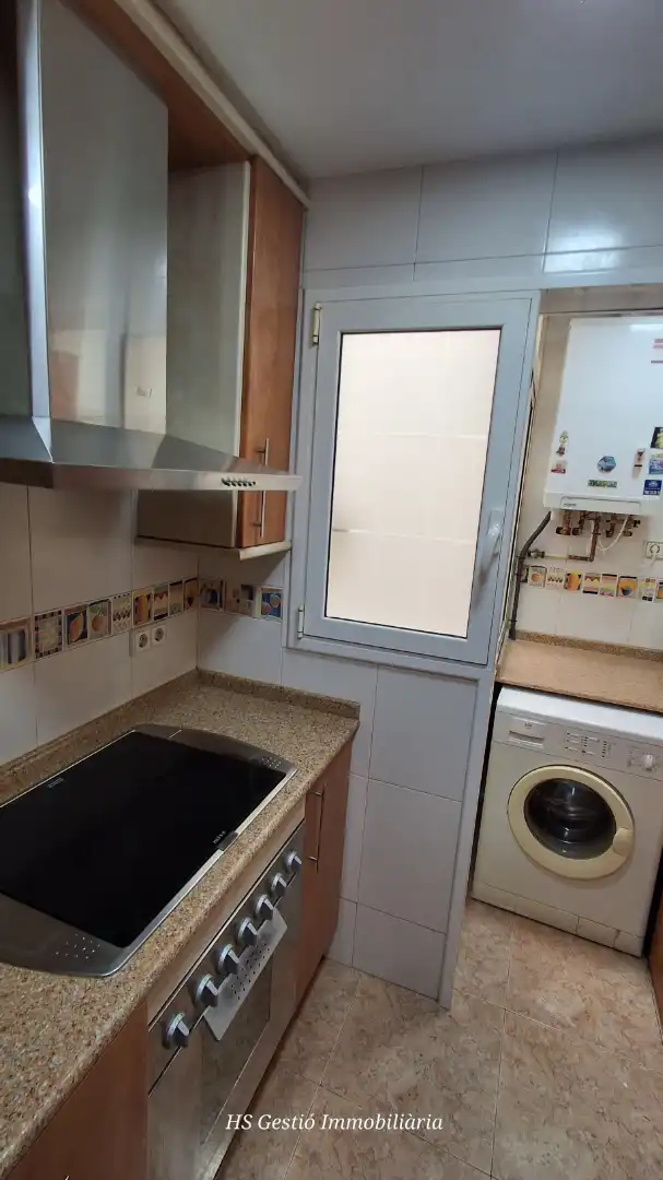 Penthouse with terrace for sale in Carrer de Sant Joan, imagen 2