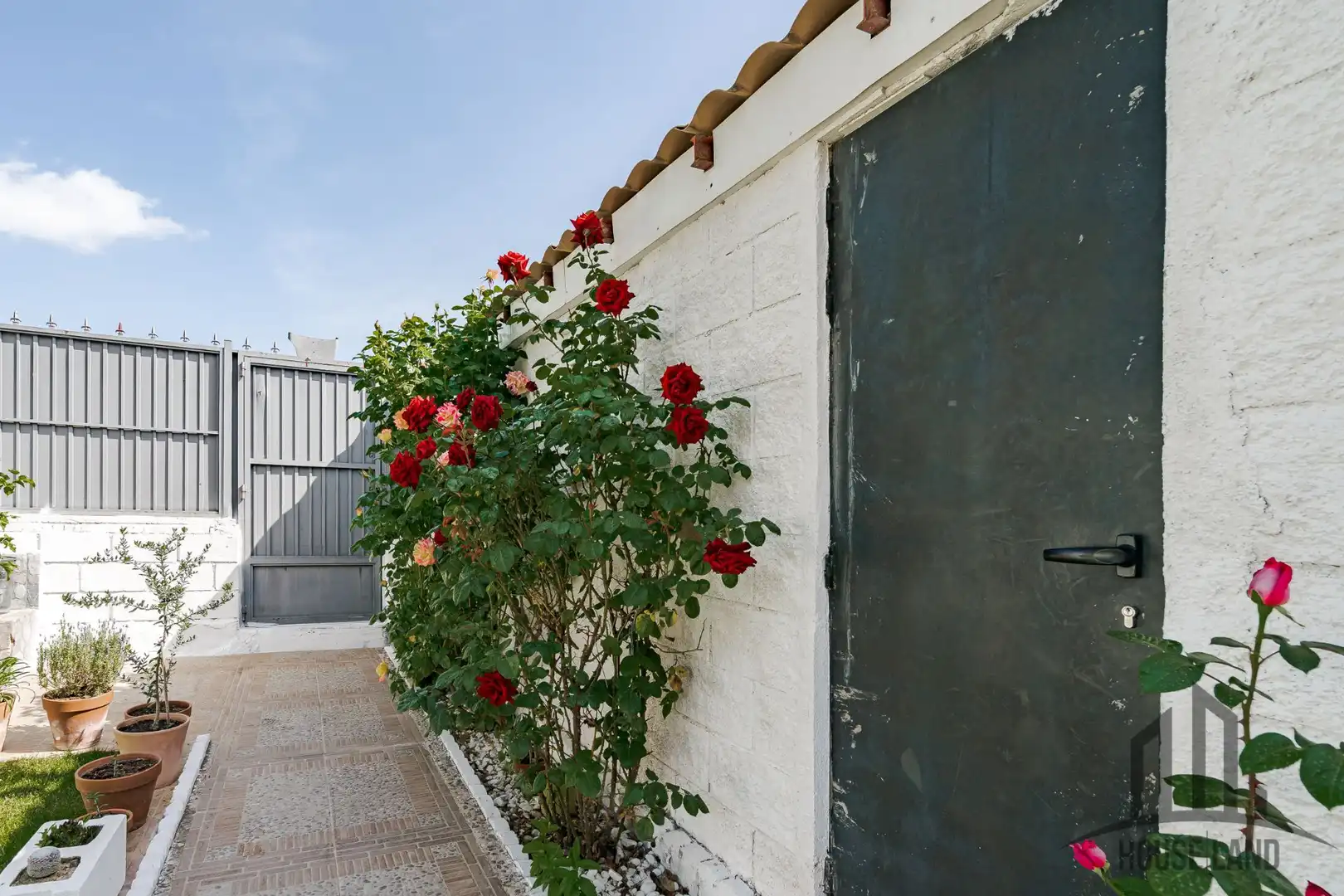 Vista exterior de Casa adosada en venta en Meco con Aire acondicionado, Calefacción y Trastero