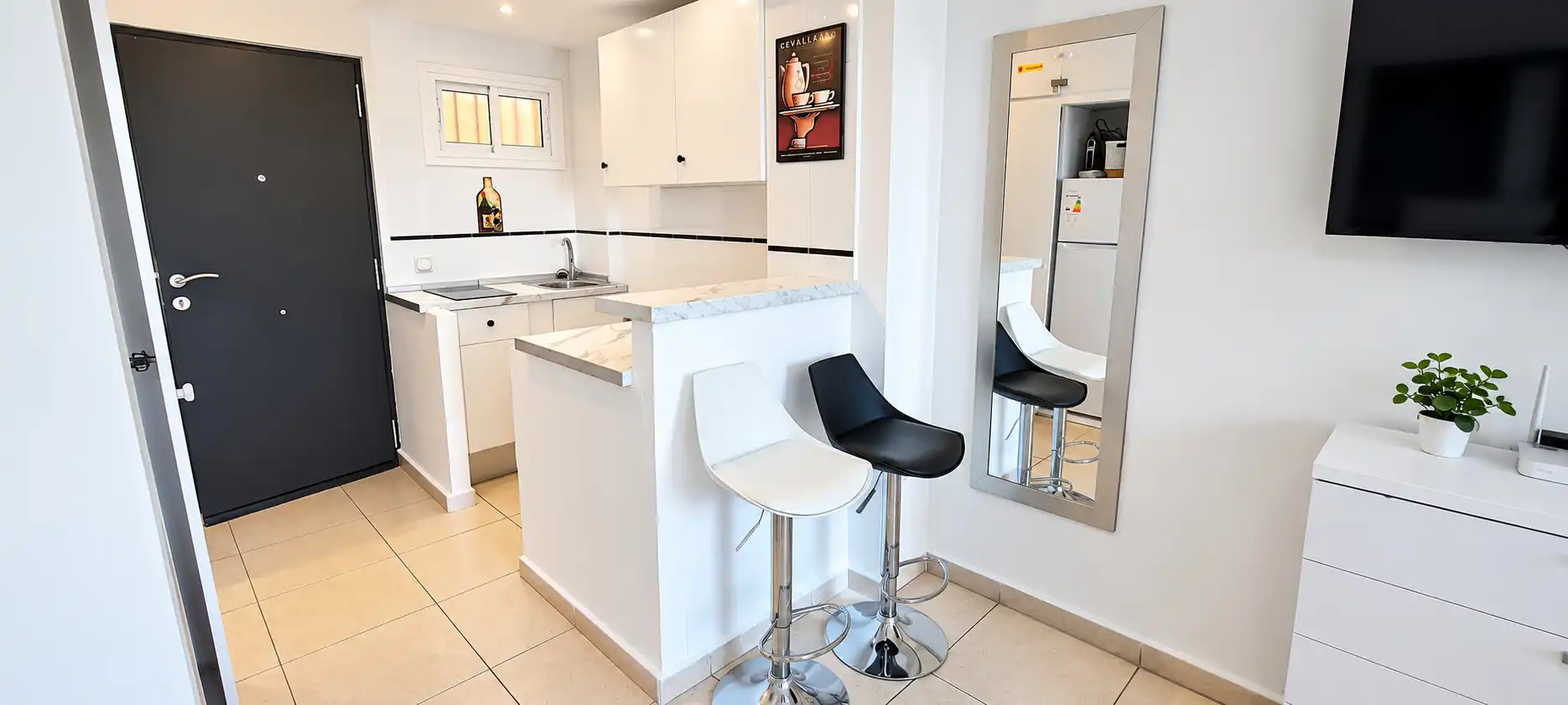 Kitchen of Study for sale in Benalmádena  with Air Conditioner, Terrace and Furnished