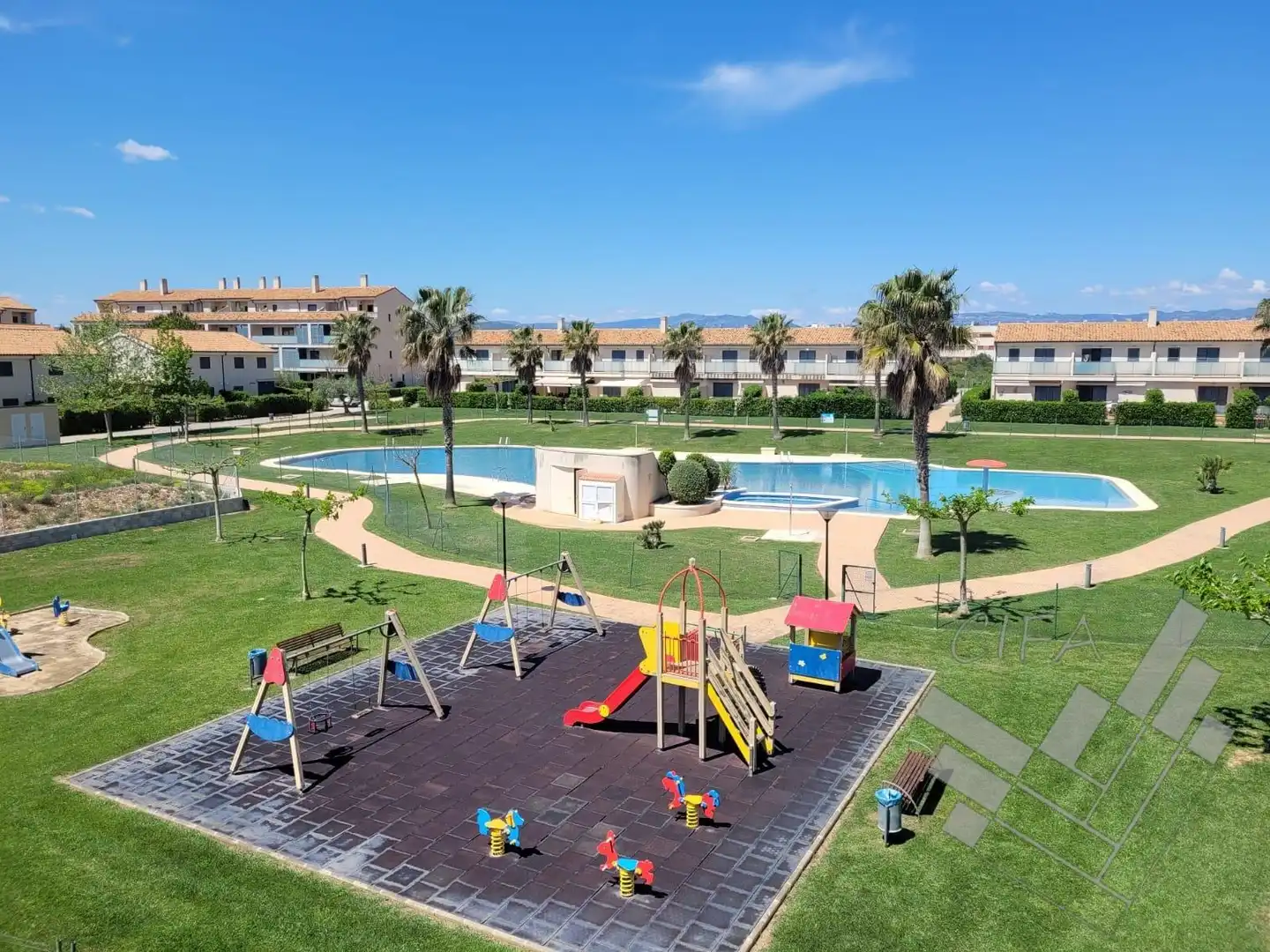 Maison mitoyenne avec piscine à vendre à Ronda BARBIGUERA
