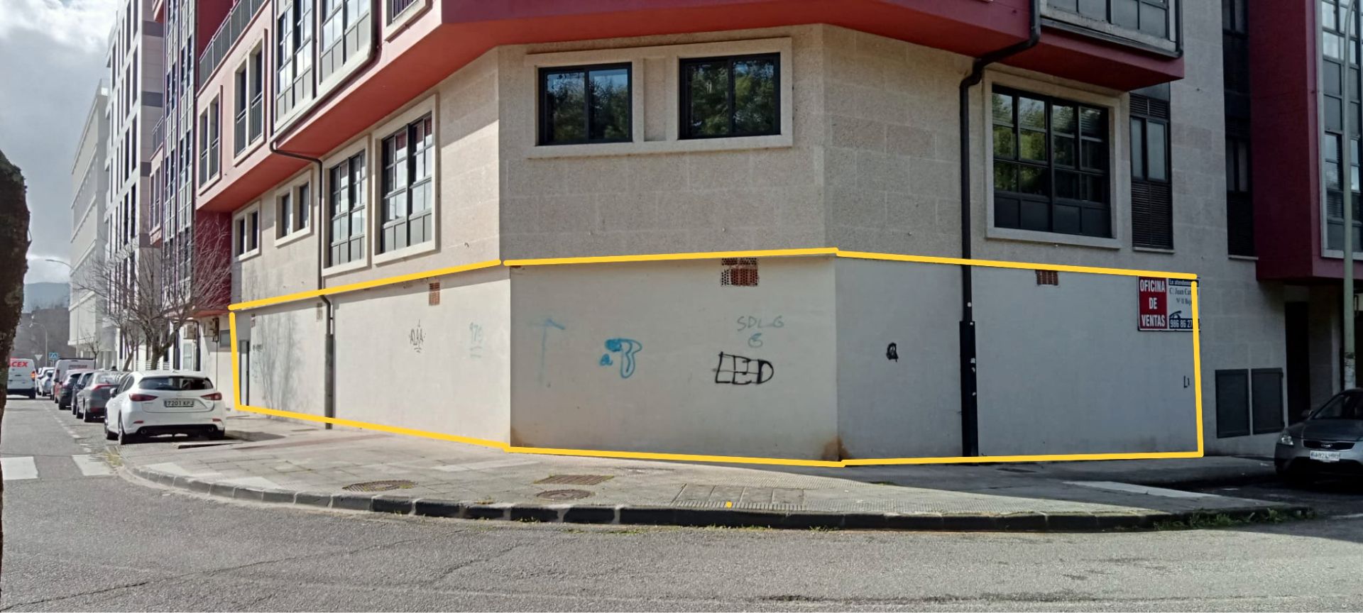 Exterior view of Premises for sale in Pontevedra Capital 
