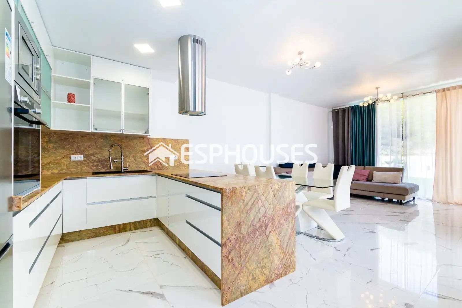 Chalet con terraza en venta en Orihuela Costa, imagen 4