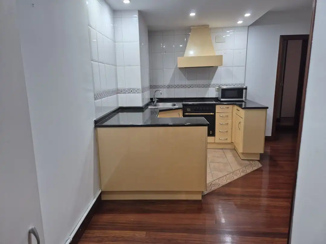 Cocina de Piso en venta en Tolosa con Calefacción y Amueblado