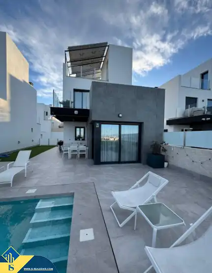 Villa mit Pool zum Verkauf in Los Balcones - Los Altos, imagen 8