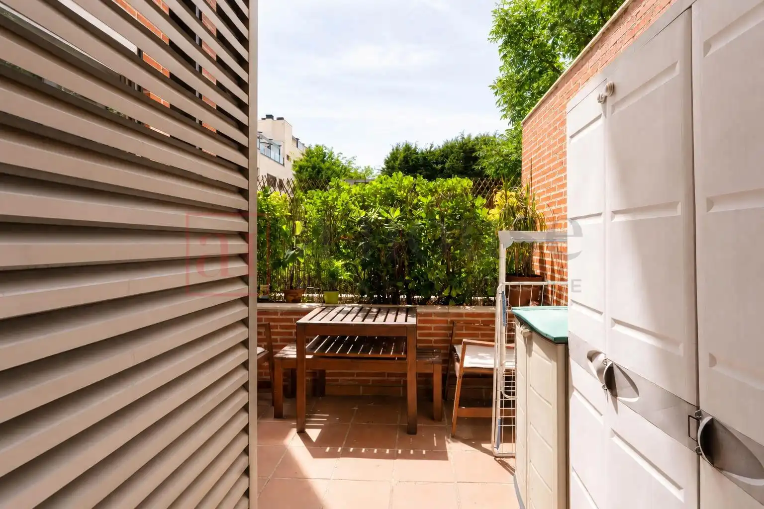Terraza de Planta baja en venta en Madrid con Aire acondicionado, Calefacción y Jardín privado