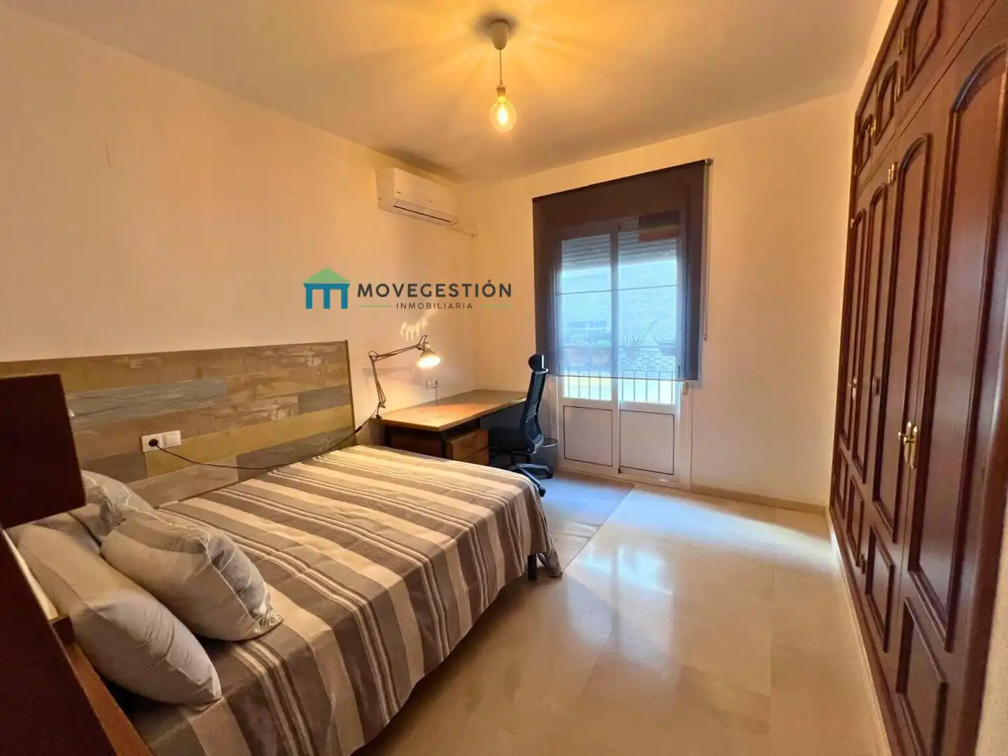 Exterior view of Houses for sale in Ubrique  with Air Conditioner and Terrace
