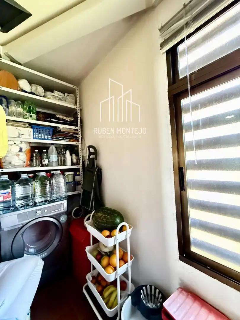 Kitchen of Flat for sale in Salamanca  with Heating, Terrace and Storage room