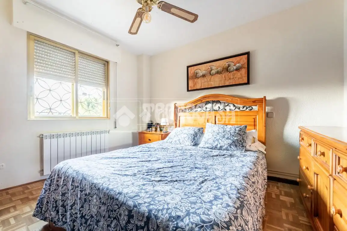 Habitación de Piso en venta en Las Rozas de Madrid con Terraza y Trastero