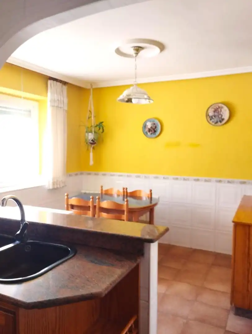 Comedor de Piso en venta en Ibi con Amueblado y Balcón
