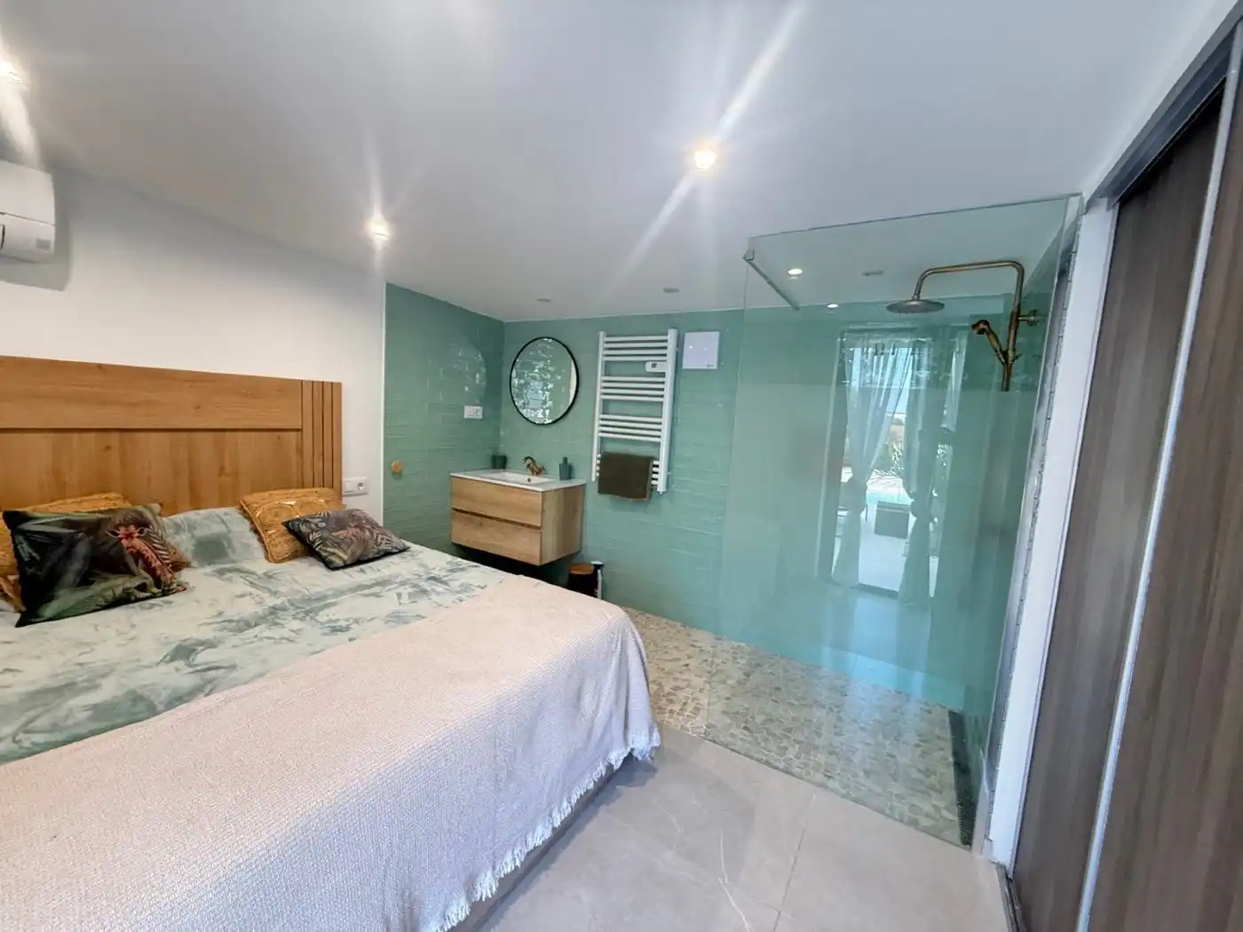 Dormitori de Casa o xalet en venda en Castelló d'Empúries amb Aire condicionat, Calefacció i Jardí privat