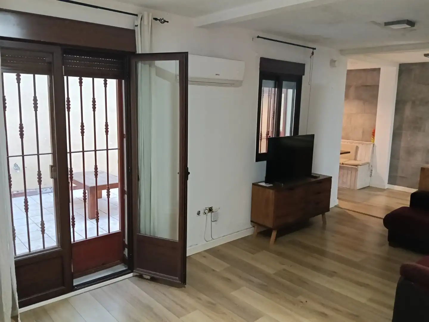 Detached homes for sale in Poleares